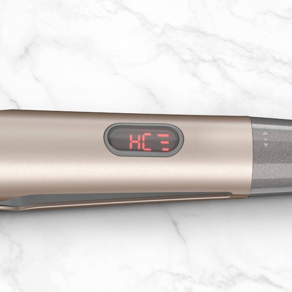 Multi-Styler with Twist & Curl Technology - Picture 6 of 9